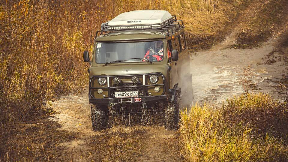 UAZ-452 2206 Bukhanka Offroad Camper