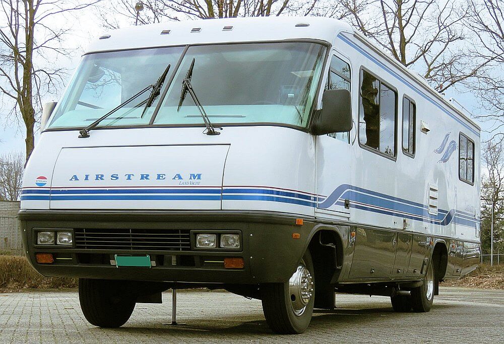 1996 Airstream Land Yacht 30